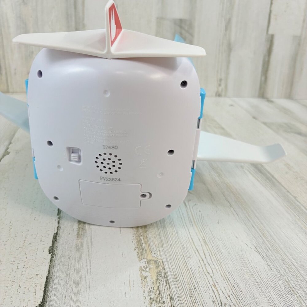 Bluey 3-in-1 Transforming Plane Figure Playset Airplane ONLY Boat Resort NEW - Picture 11 of 13